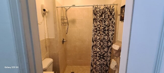 Photo - 524 Timpson Pl Unit apt#1