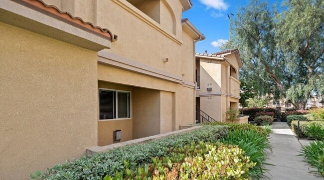 Photo - 41410 Juniper St