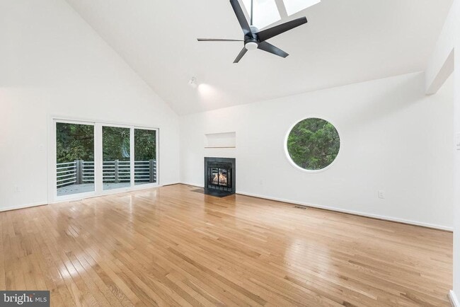 Photo - 11916 Moss Point Ln