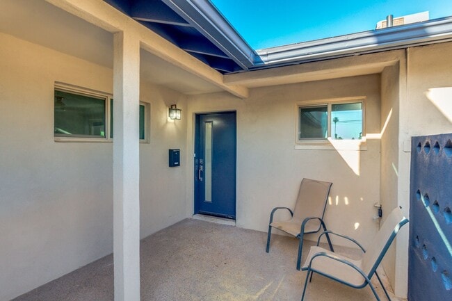 Photo - 4 Bedroom, 3 Baths, includes 2 Master Suites Just 1-Mile from ASU