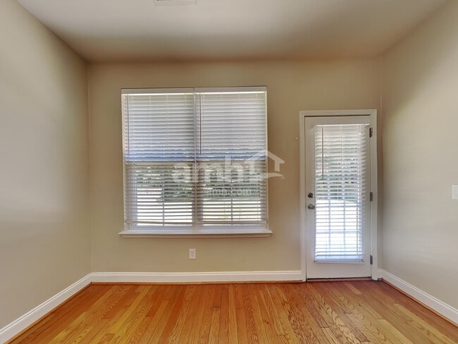 284 Killarney Trl