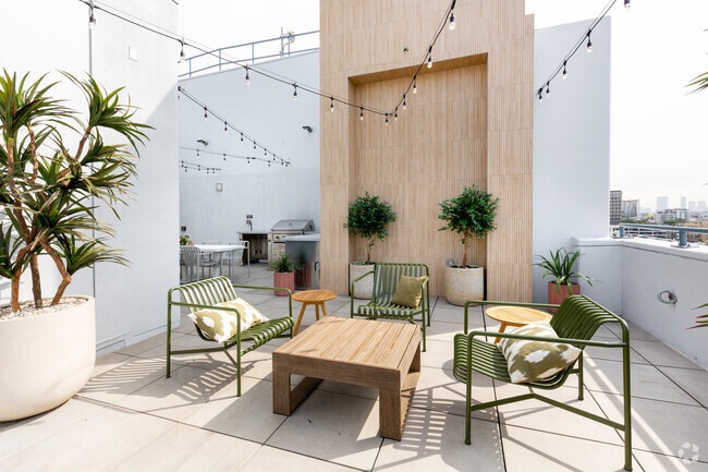 Roof deck