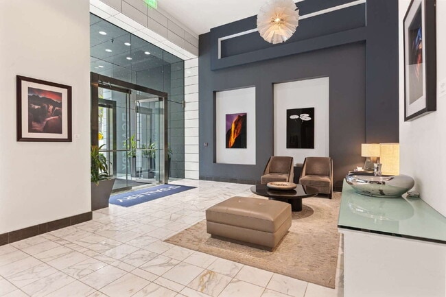 Photo - Open 2bdrm 1 bath with floor to ceiling windows! Unit 404