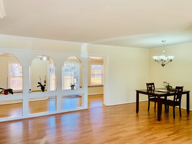 Photo - 7602 Cosgrove Pl