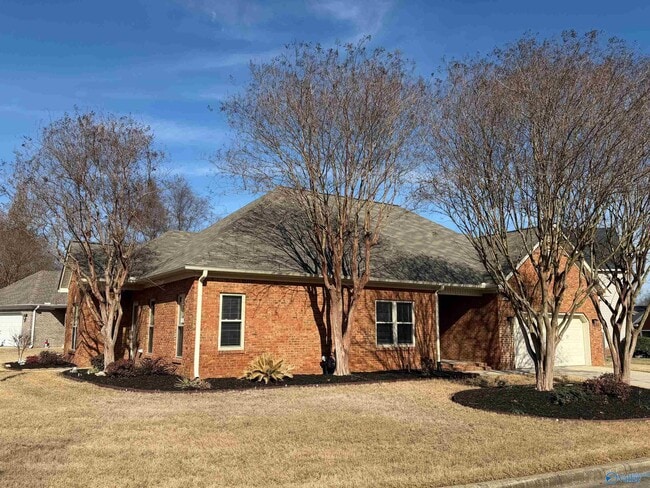 Photo - 945 Tracey Ln