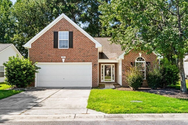 Building Photo - 4 Bed / 2 Bath Single Family Home for Rent...