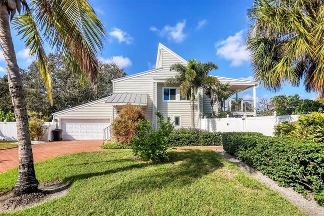 Photo - 3601 Coquina Key Dr SE