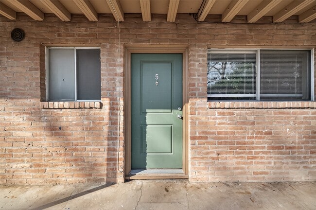 Photo - 1217 Heights Blvd Unit 5