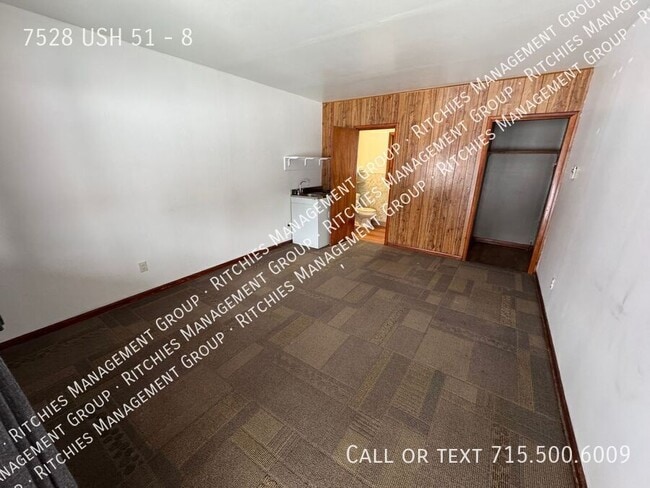 Building Photo - 7528 US-51 Unit 8