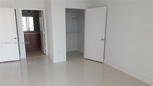 Photo - 79 SW 12th St Unit 1910-S