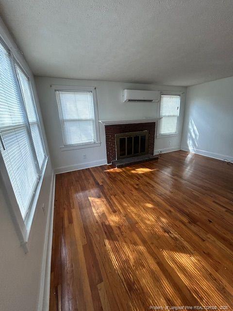 Photo - 1007 E 9th St