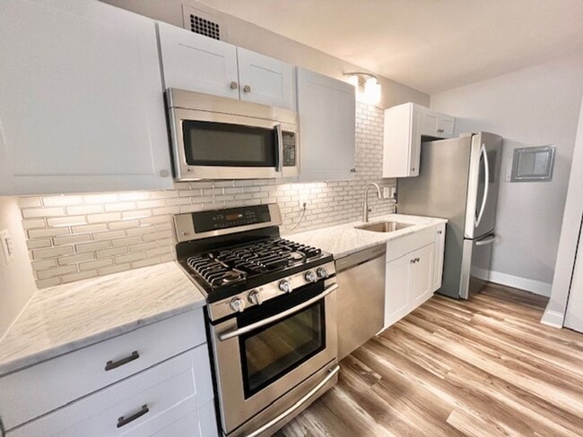 Photo - 4515 Willard Ave