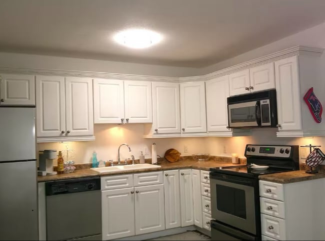 Photo - 1802 E Jackson Ave