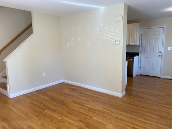 Photo - 75 Mystic St Unit 3