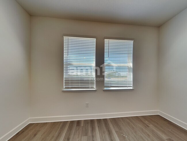 Photo - 37708 Dusty Saddle Ln