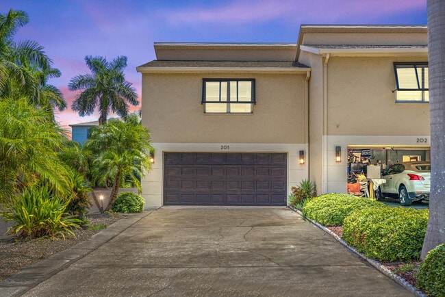 Photo - 487 Pinellas Bayway S