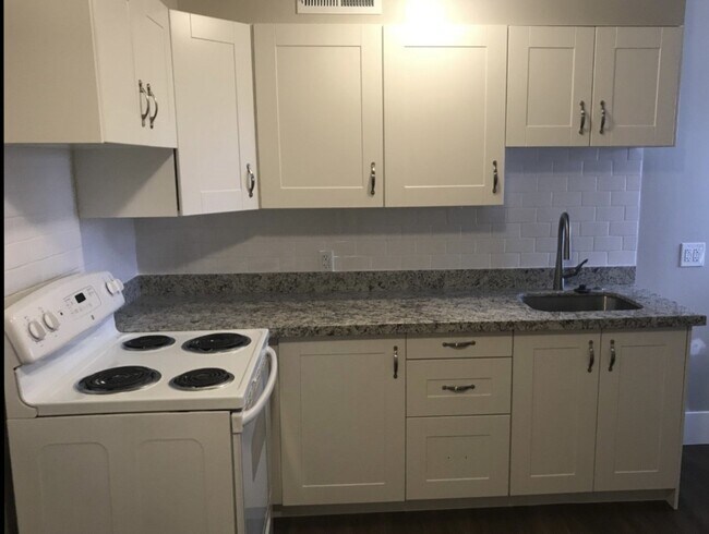 Photo - 109 N 400 E