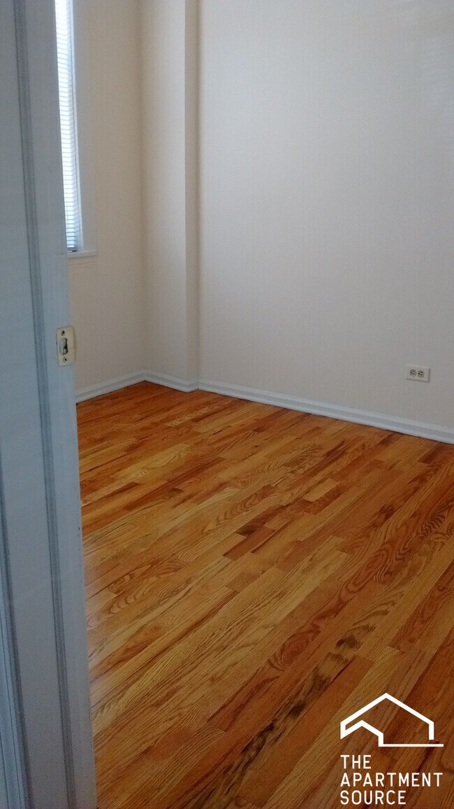 Photo - 4242 N Sheridan Rd Unit 102