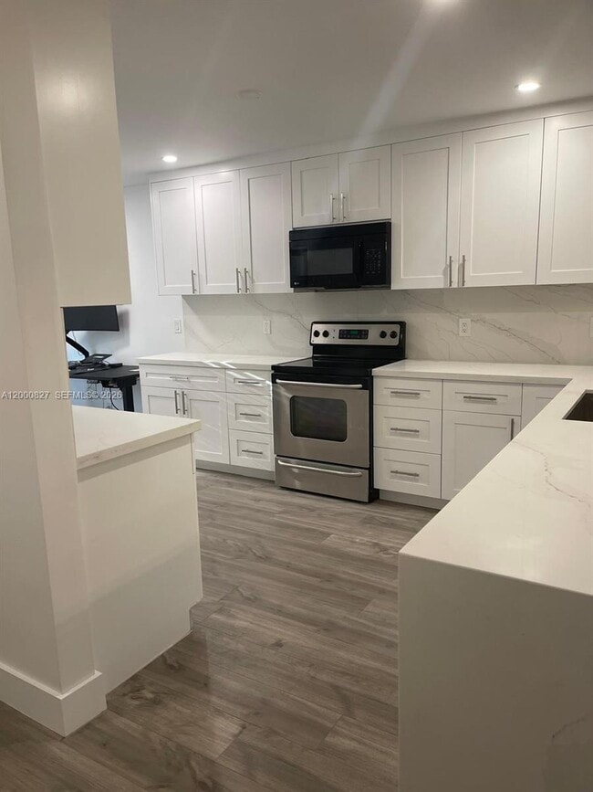 Photo - 4136 Pine Ridge Ln