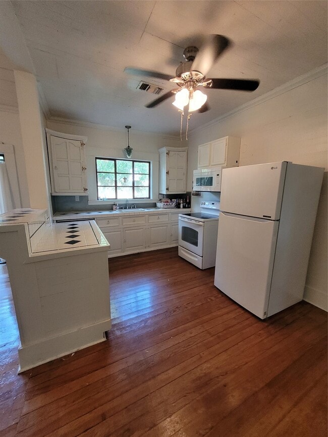 Photo - 105 E Germania St