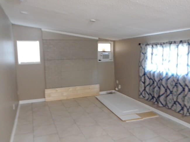 Photo - 2537 Chris Ct