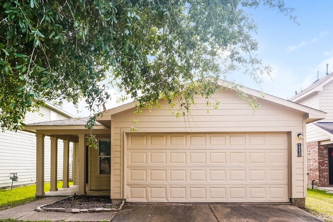 Building Photo - 14435 Acuna Ln
