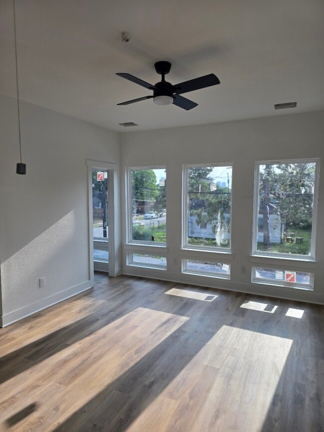 1206 Schweikhardt St Unidad B