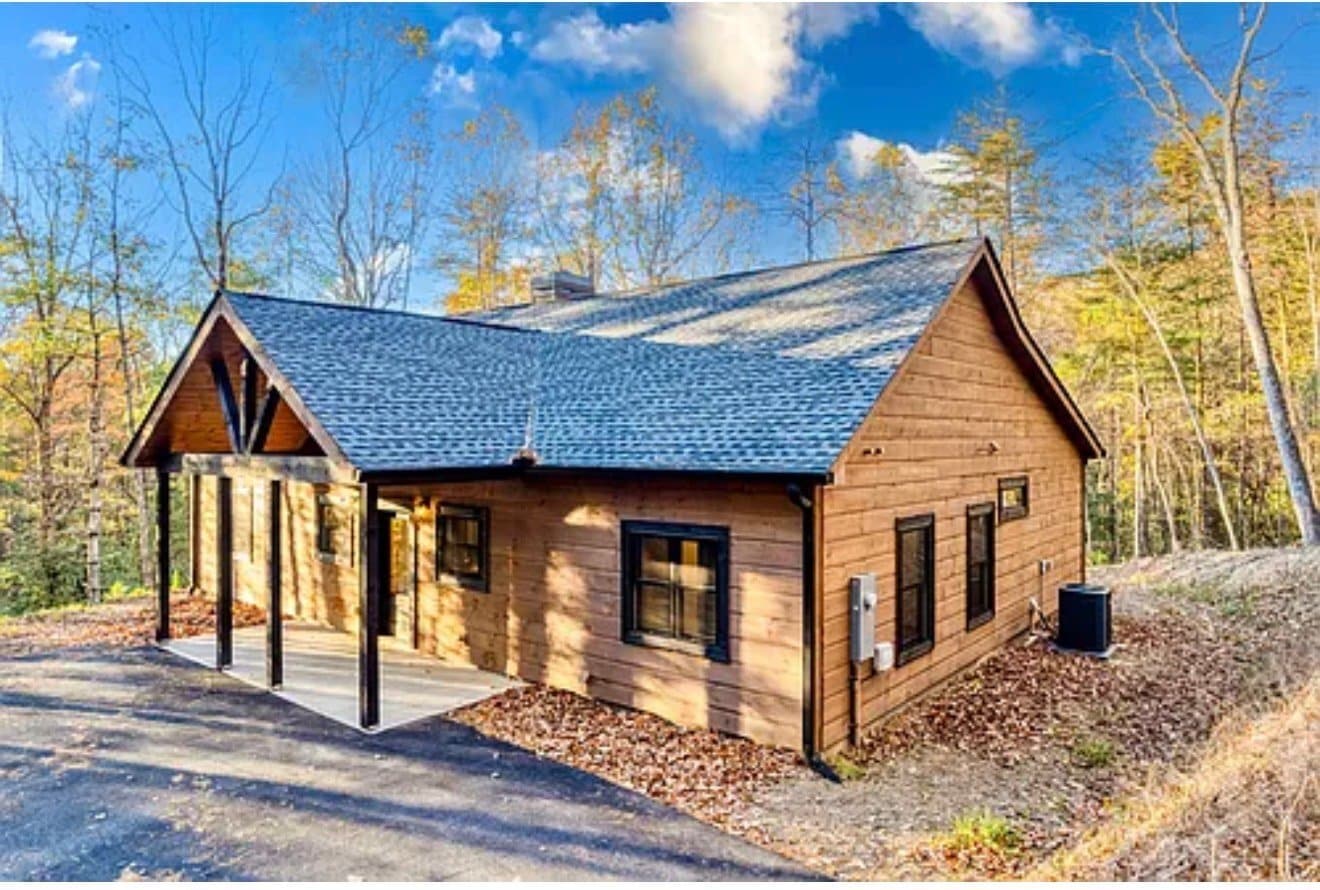 Photo - 224 E Ridge Ln