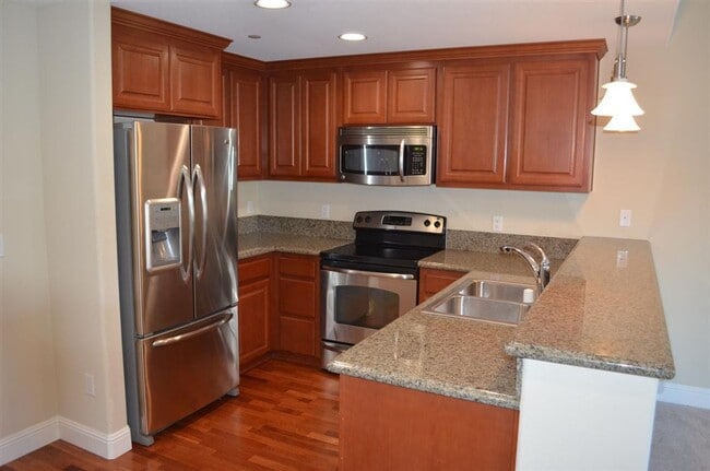 Photo - 2 Bed / 2 Bath Apartment | 1,021 Sq. Ft. | Washer & Dryer Included Unit 201