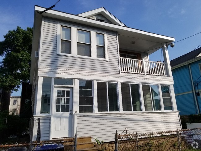 New siding, new deck and new roof - 59 Hooker St Unit 59 Rental