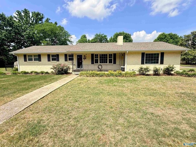 Building Photo - 1711 Lydia Dr NW