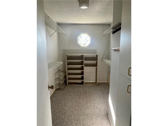 Photo - 2228 Oregon Ct