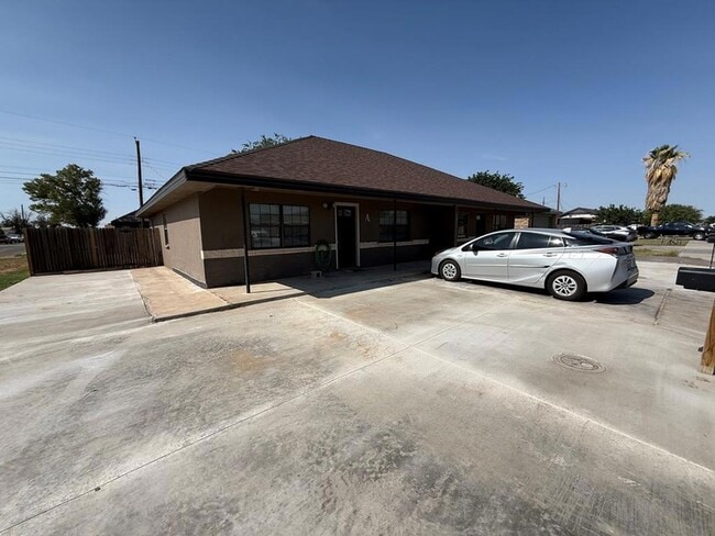 Building Photo - 1201 E Nobles Ave Rental