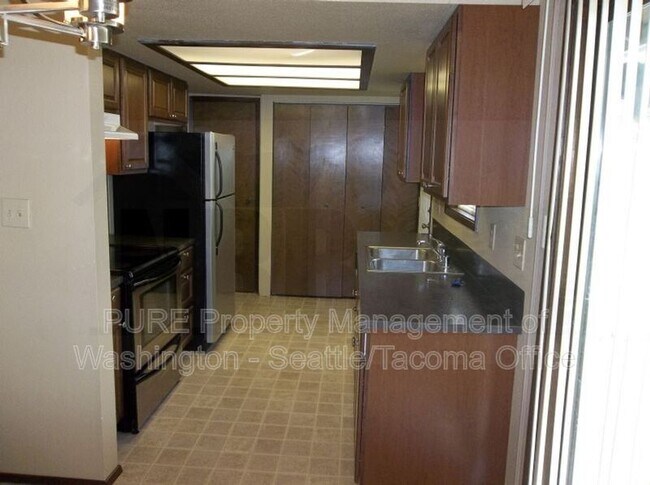 Photo - 11403 78th Ave E