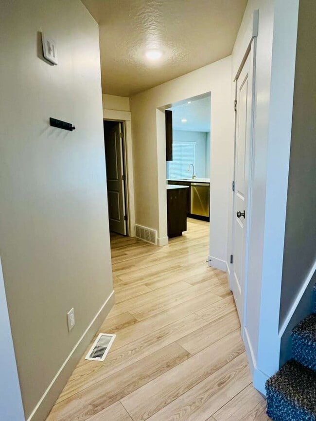 Photo - 3923 S White Ash Dr