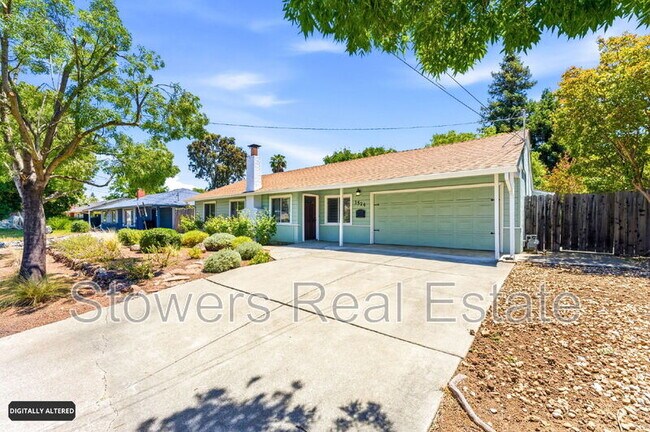 Photo - 1574 Alpine Dr