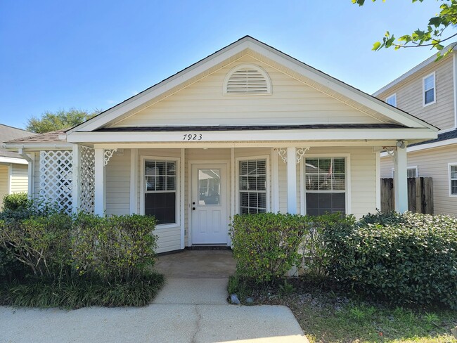 Photo - 7923 Audubon Dr Casa