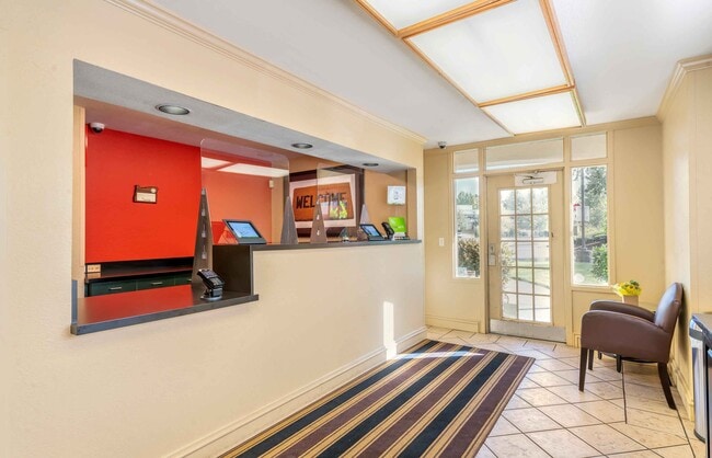 Furnished Studio-Portland - Beaverton