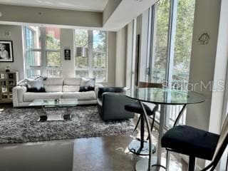 Photo - 1350 Main St Unidad 204