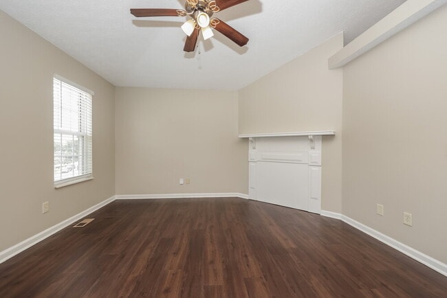Photo - 4008 Calumet Dr
