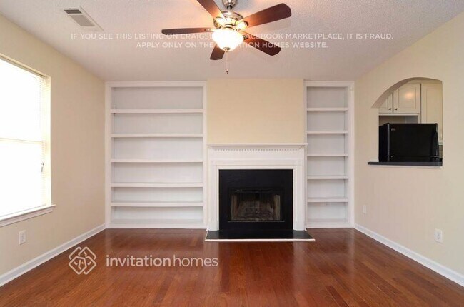 Photo - 3004 Meadow Glen Pass