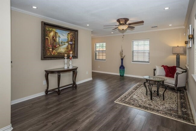 Photo - 11038 Waxwing St