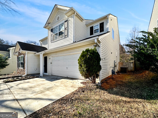 Photo - 4045 Springvale Way