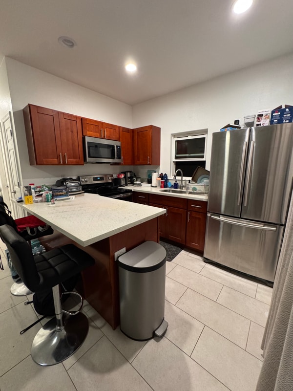 Photo - 468 Molokai Hema St