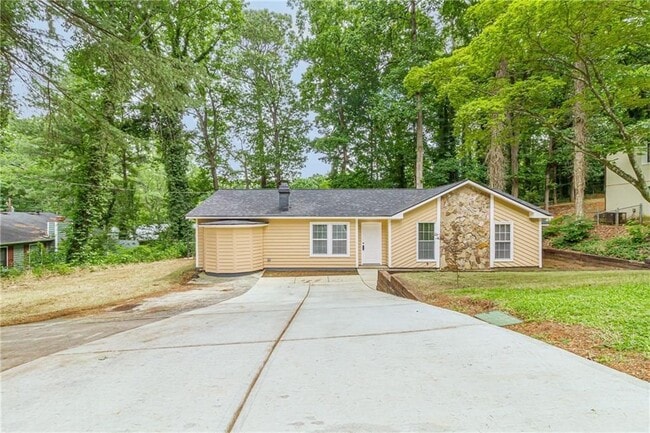 Photo - 1540 Spender Dr