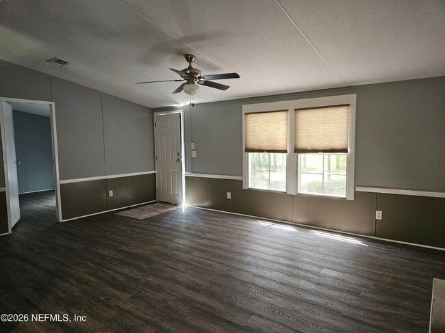 Photo - 2415 Clover Ave