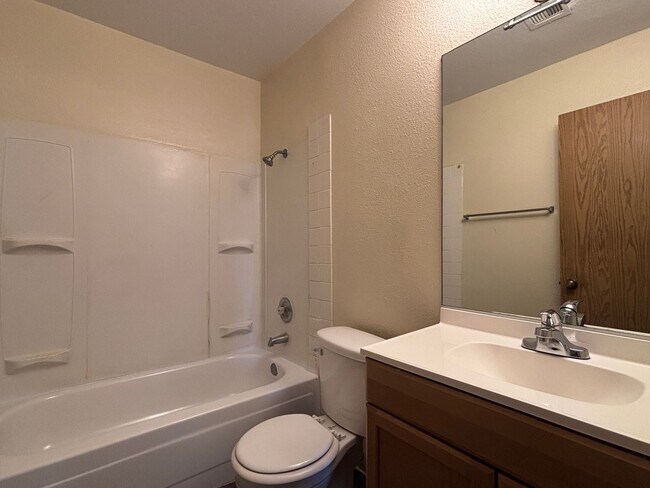 Photo - 2686 Aarondavid Dr Unit C