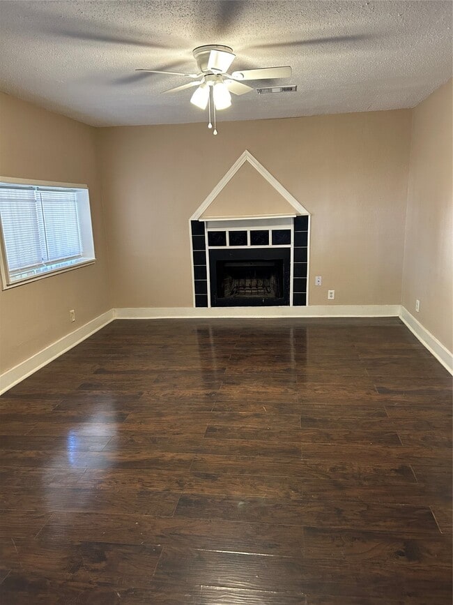 Photo - 10018 Valley Wind Dr