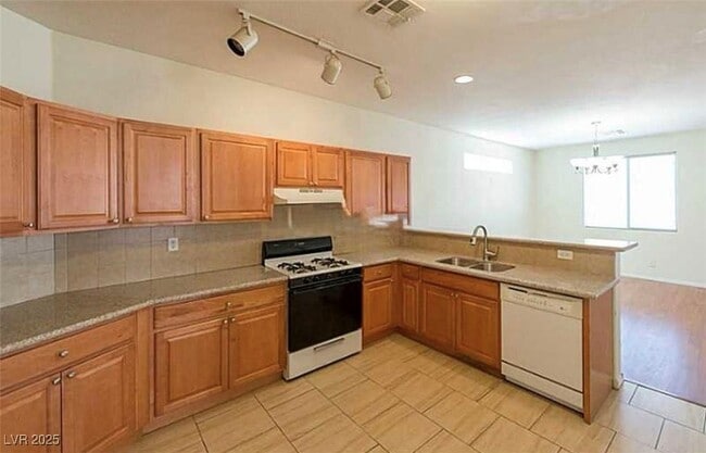 Building Photo - 9332 Golden Grape Ct Rental