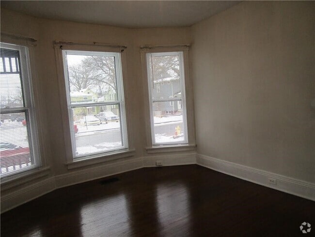 Building Photo - 389 Meigs St Rental